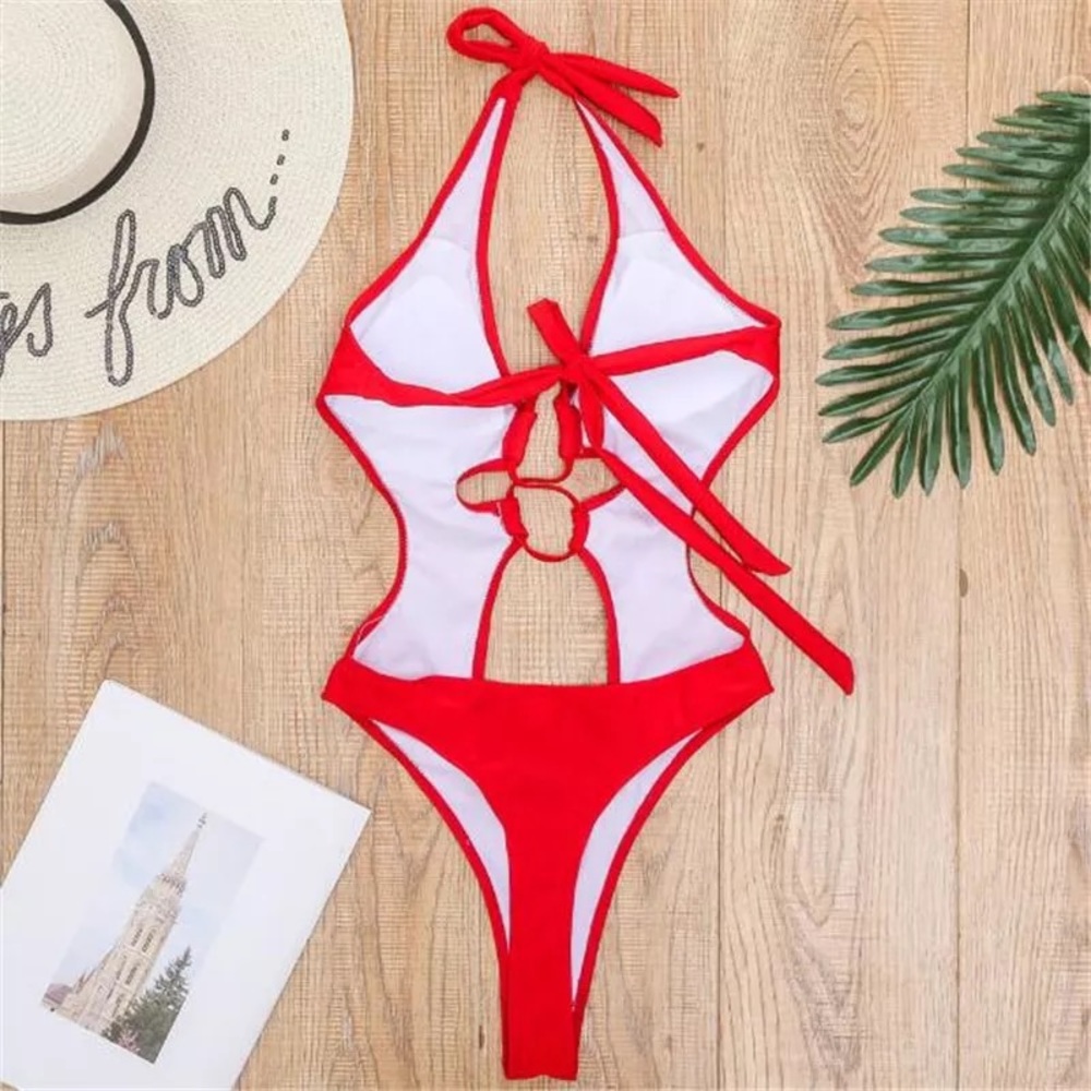 Red Bikini - Picture 4 of 4